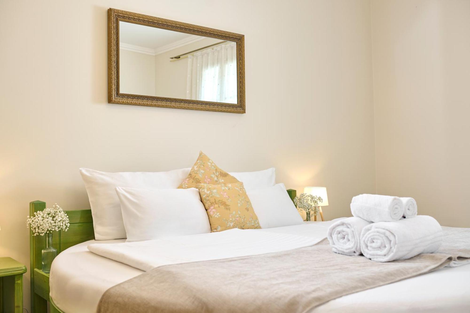 Hotel Kadoor Karlovac Extérieur photo